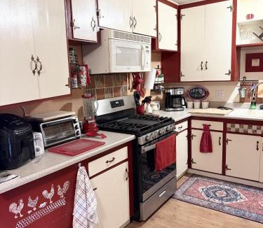 Sierra Tract House | CYH0822 - Pinter Pines Retreat home