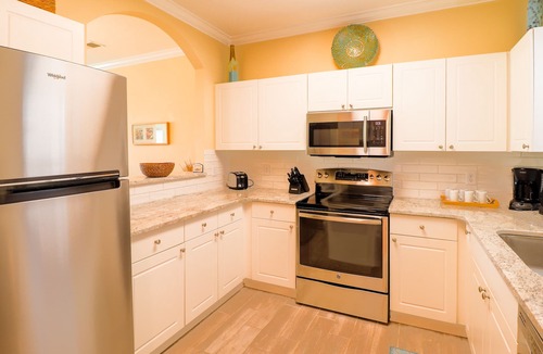 North Myrtle Beach Condo | Cypress Bend 913 Awesome Spacious Condo!