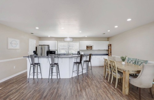 Branford House | Cypress Landing: Riverfront w/Private Dock and Beach