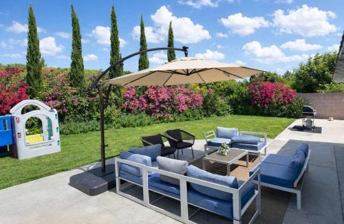Southwest Anaheim House | Cypress Villa Disneyland 8 Bedroom 4Bath Pool Game