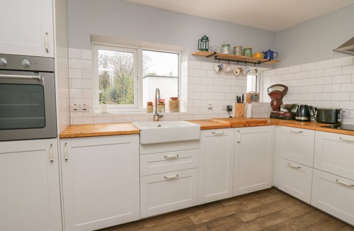 Tre Taliesin Cottage | Cysgod Y Coed