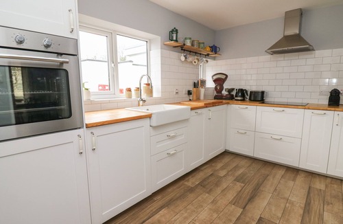 Tre Taliesin Cottage | Cysgod Y Coed