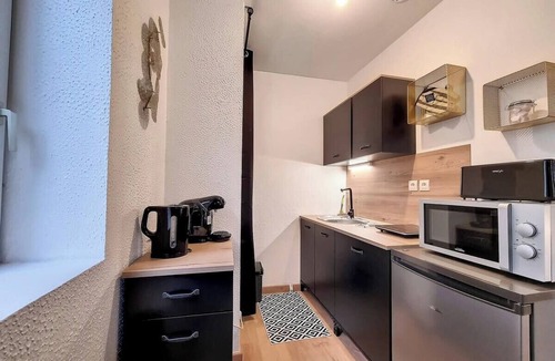 Quartier Pasteur Apartment | Déesse : studio tout confort