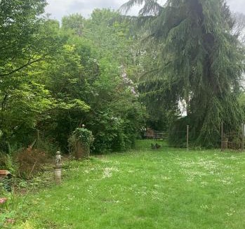 Franqueville-Saint-Pierre House | Dépendance dans le jardin