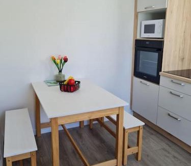 Sainte-Soulle House | Dépendance avec place de parking