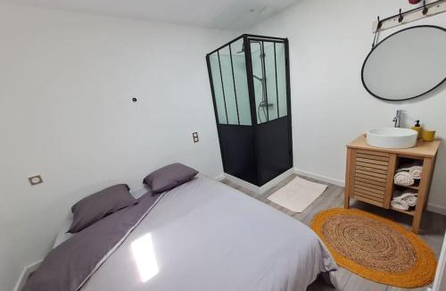 Sainte-Soulle House | Dépendance avec place de parking