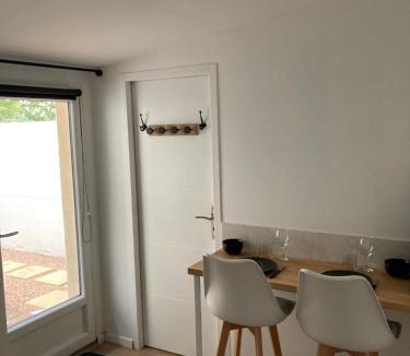 Montgeron House | Dépendance privative et indépendante Le Cocon