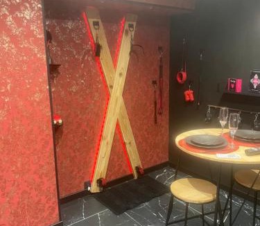 Frenouville Hotel | Désirs dune nuit - La séductrice