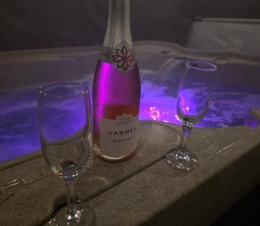 Mulsanne House | Détente & SPA proche Le Mans