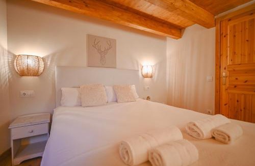 Soldeu Ski Chalet | Dúplex con Parking en el Corazón de Incles I AndStay HUT17488
