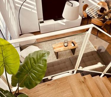 Quatre Carreres Apartment | Dúplex Moderno con Piscina y Parking - Roig Arena
