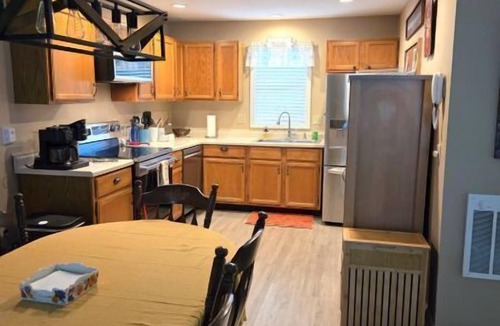 Charter Hills House | D-45 Discounted Concert Packages! Views & Near all mountain activities!