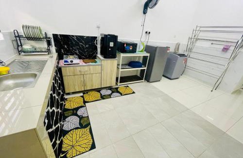 Kota Lama Kiri House | D Alamanda Islam Homestay