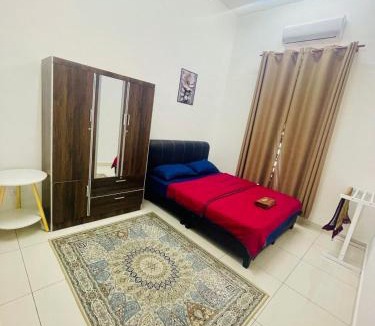 Kota Lama Kiri House | D Alamanda Islam Homestay