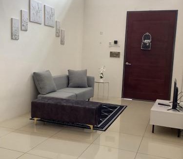 Tasek Gelugor House | D' Ara SZ Homestay