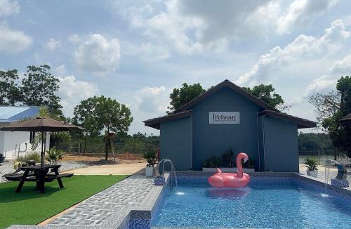Kampung Pasir Tinggi House | D' Ehsan Homestay & Chalet