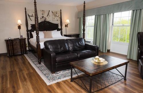 Holyoke Hotel | D. Hotel Suites & Spa