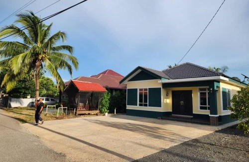 Pernu House | D'Kampung Homestay Melaka