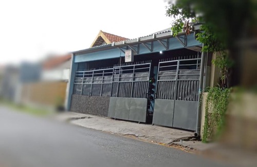 Ketintang House | D'Kost Ketintang