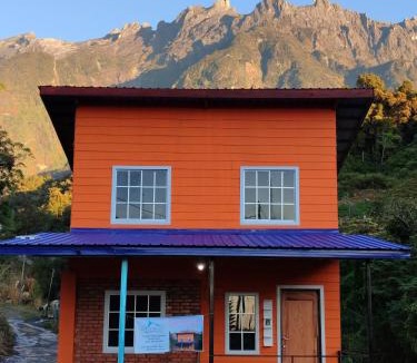 Kundasang House | D'Maro Hut Mesilou