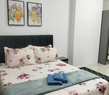 Bukit Kecil Apartment | D'MEDINA @ Icon Residence