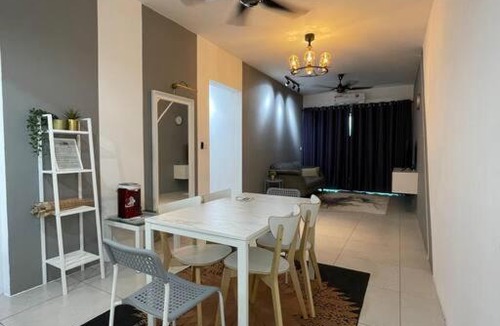 Kampung Masjid Timah Apartment | D’Penang Bridge Homestay