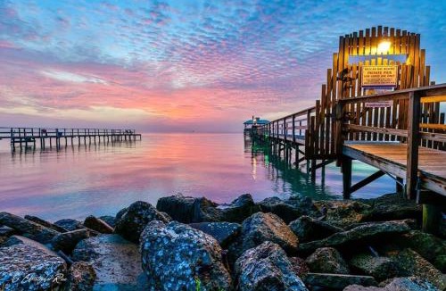 Fulton Resort | D&R Pelican Bay Resort