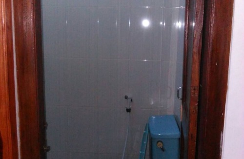 Depok House | D'Selonjor Homestay (Clean, Safe, Comfortable & Friendly)