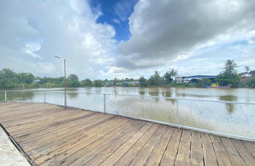 Papar Villa | D’Surati River View Homestay