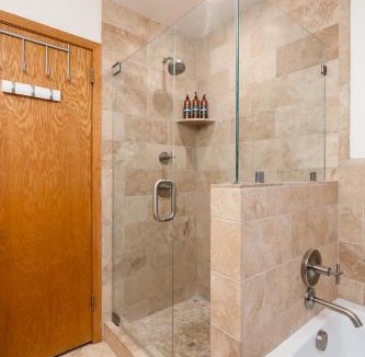Linden Hills House | D. The Retreat at Linden Hills