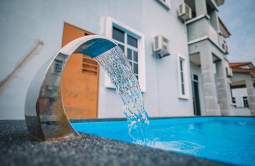 Alor Setar Villa | D'Villa DAHAR Homestay