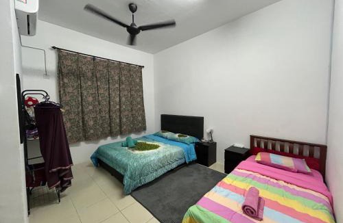 Kampung Salak Tinggi Apartment | D'Zara Homestay
