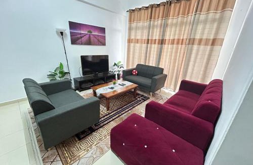 Kampung Salak Tinggi Apartment | D'Zara Homestay