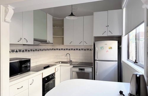 Footscray House | D103 Lemon Tree House- amazing