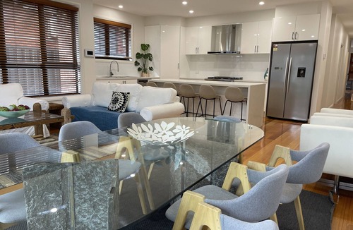 Maidstone House | D121 Fabulous Marsh Stay