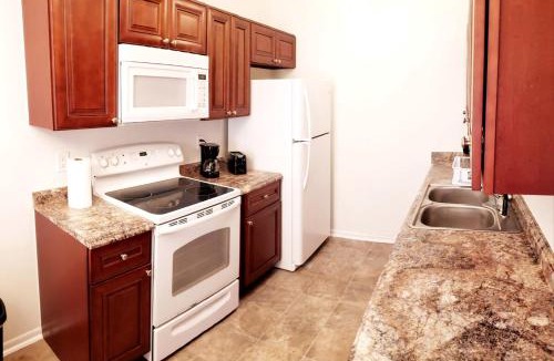 Orlando House | D4 Large Private Master Room & Bath with 55" TV