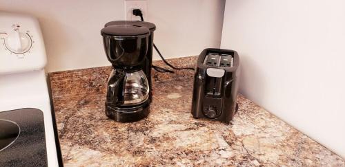 Orlando House | D4 Large Private Master Room & Bath with 55" TV