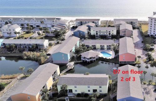 Pensacola Beach House | D7 Villas on the Gulf