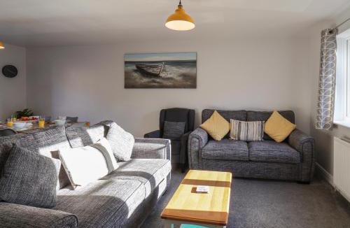 Ruswarp House | Dabbling Ducks