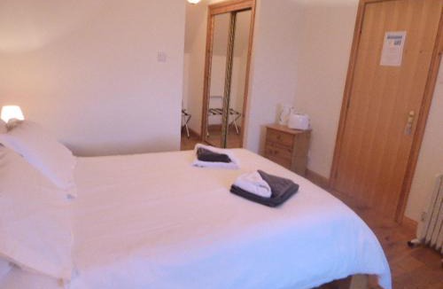 Ullapool House | Dacama House Accommodation