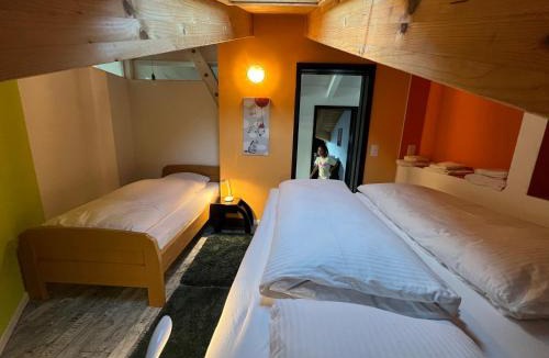 Brienz Apartment | Dachwohnung mit Balkon am Brienzersee, Brienz BE
