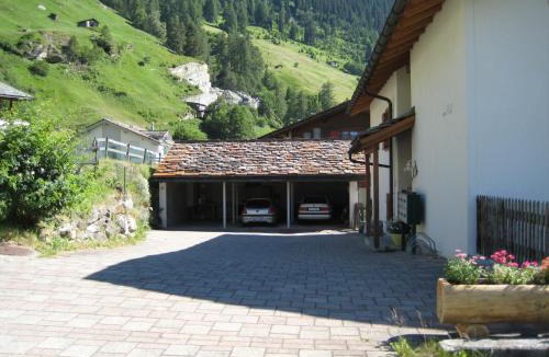 Vals Apartment | Dachwohnung Unterem Hoereli