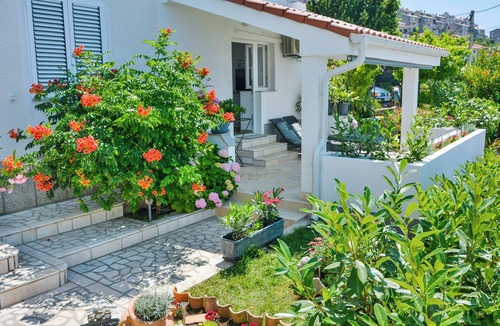 Senj Apartment | 'DADO' apartment with sea view, 2 minutes walk to the bath book !