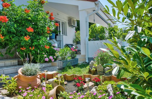 Senj Apartment | 'DADO' apartment with sea view, 2 minutes walk to the bath book !