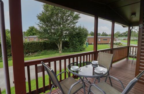 Eardisland House | Daffodil