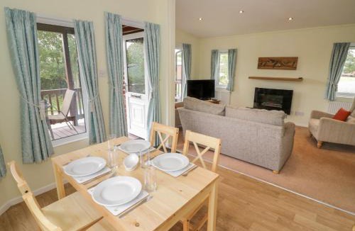 Eardisland House | Daffodil