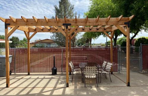 Oroville Hotel | Dahl's Motel