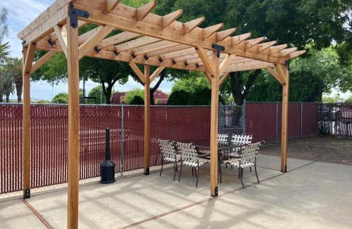 Oroville Hotel | Dahl's Motel