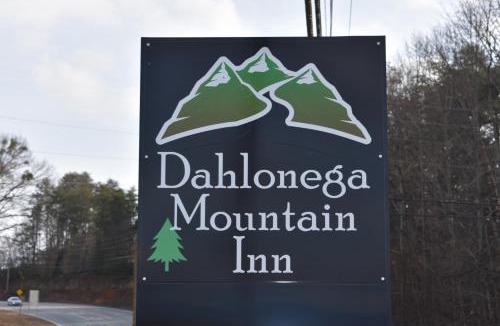 Dahlonega Hotel | Dahlonega Mountain Inn