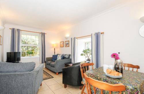 Mullion House | Dairy Cottage